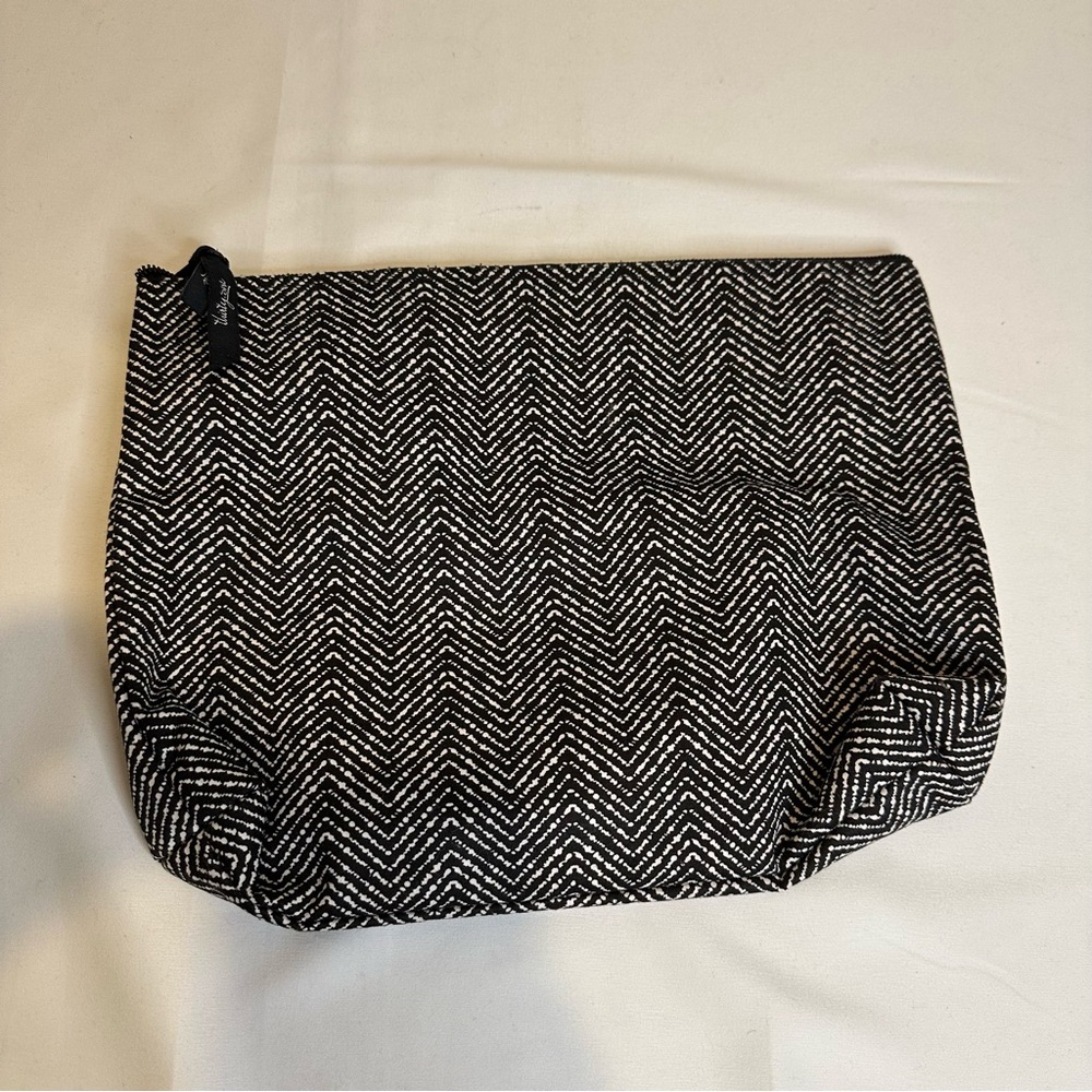 Thirty-One Black and White Clutch